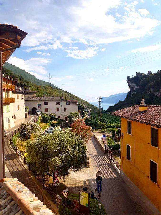 Garda Baldo Apartments_Vivaldi Torbole Sul Garda Luaran gambar