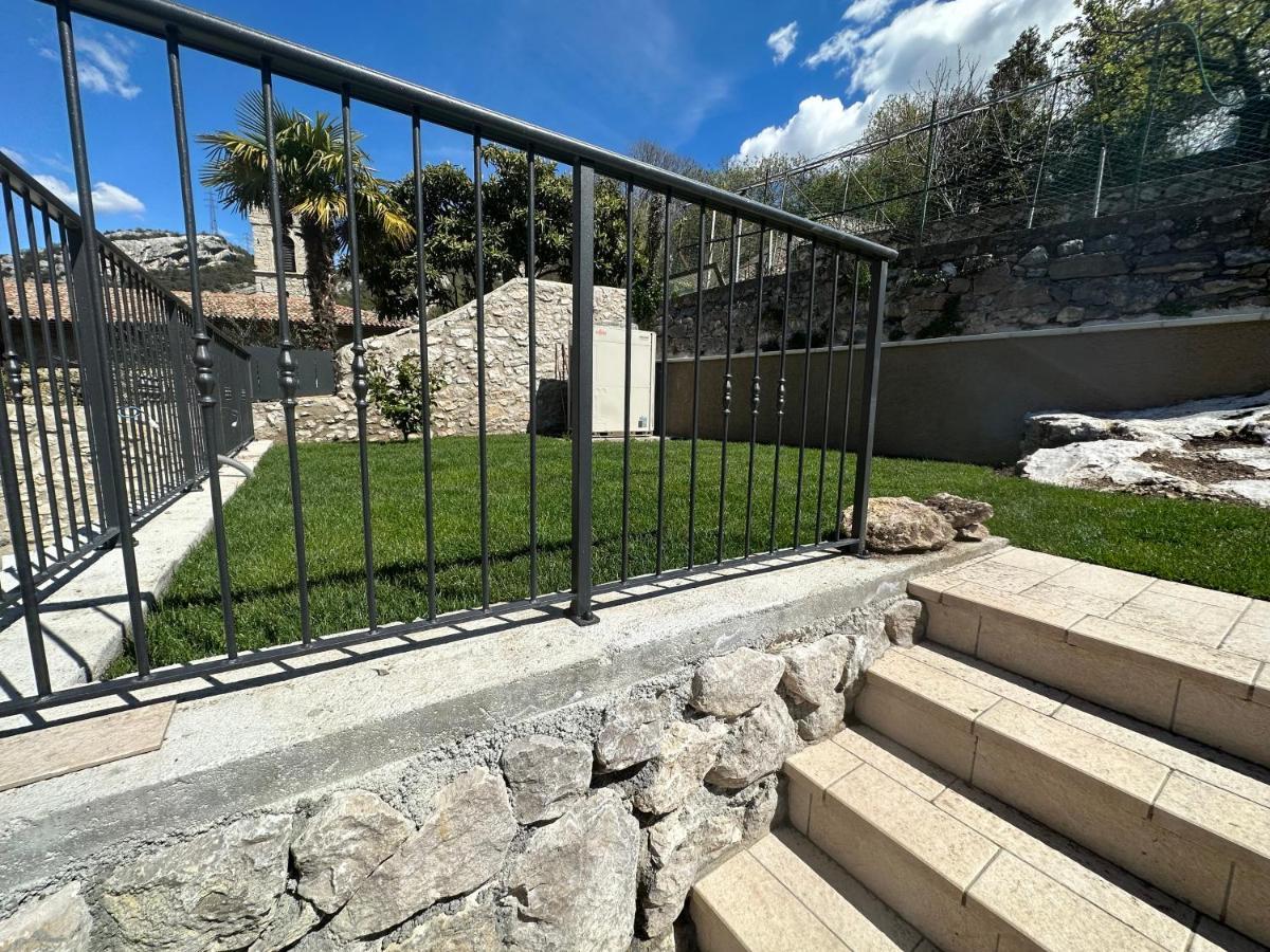 Garda Baldo Apartments_Vivaldi Torbole Sul Garda Luaran gambar
