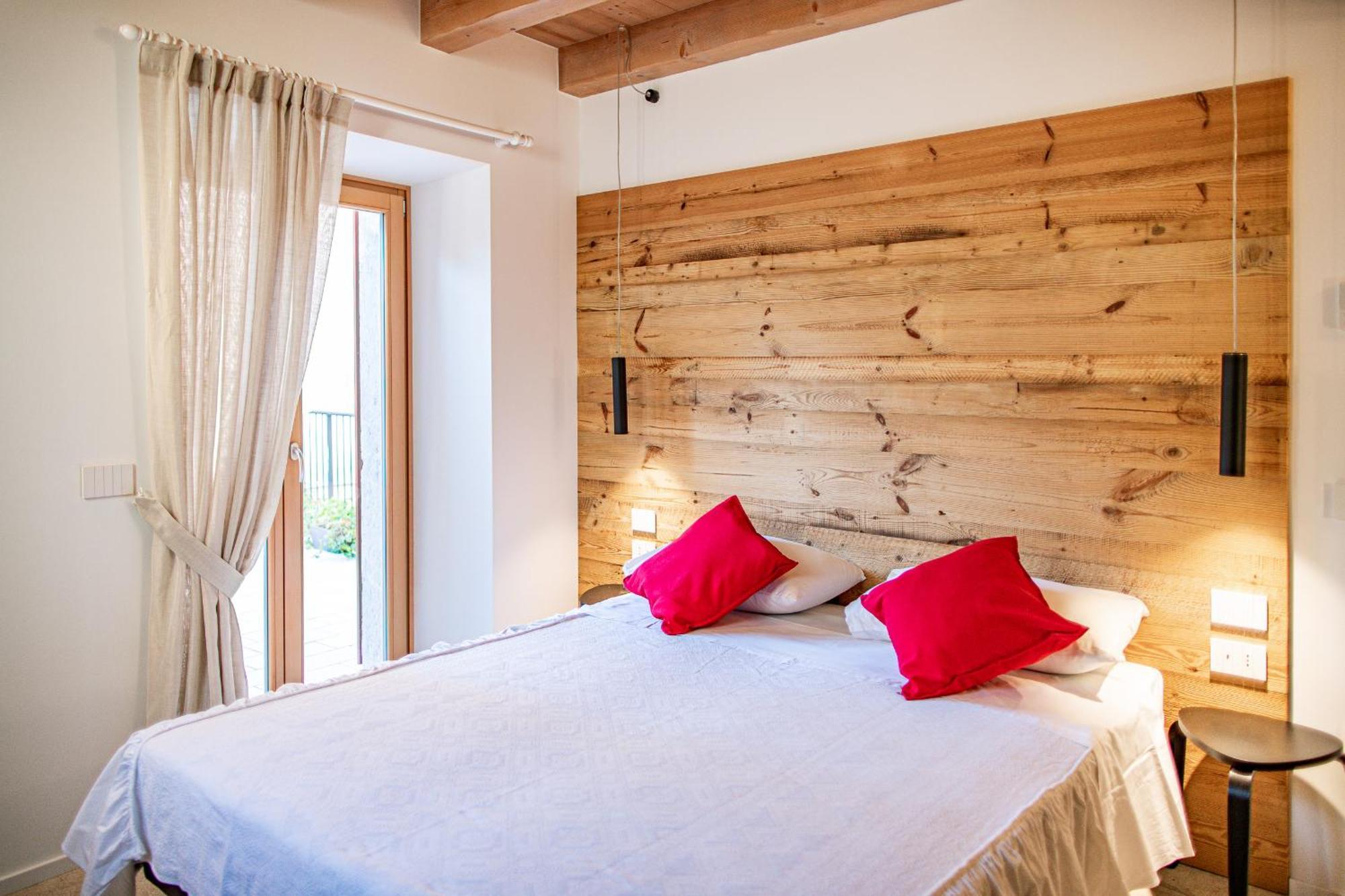 Garda Baldo Apartments_Vivaldi Torbole Sul Garda Luaran gambar